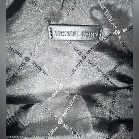 NWT Michael Kors Pebble Leather Cora Pouchette - Black with Silver Hardware - Picture 10 of 15